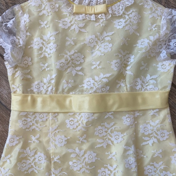 Vintage Girls Children’s Lace Yellow Handmade Long Dress Size 7 1960s Style - Picture 5 of 8
